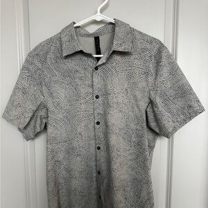 Lululemon short sleeve button up